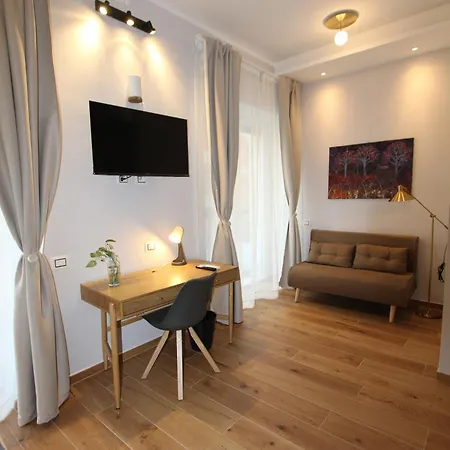 La Dolce Homestay *